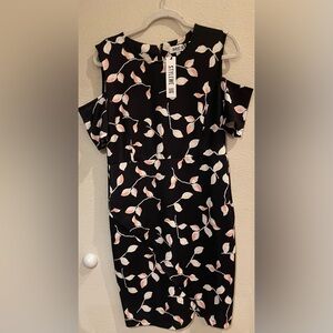 NWT SHE’S BLACK DRESS  WITH FLORAL DISIGN SIZE LARGE